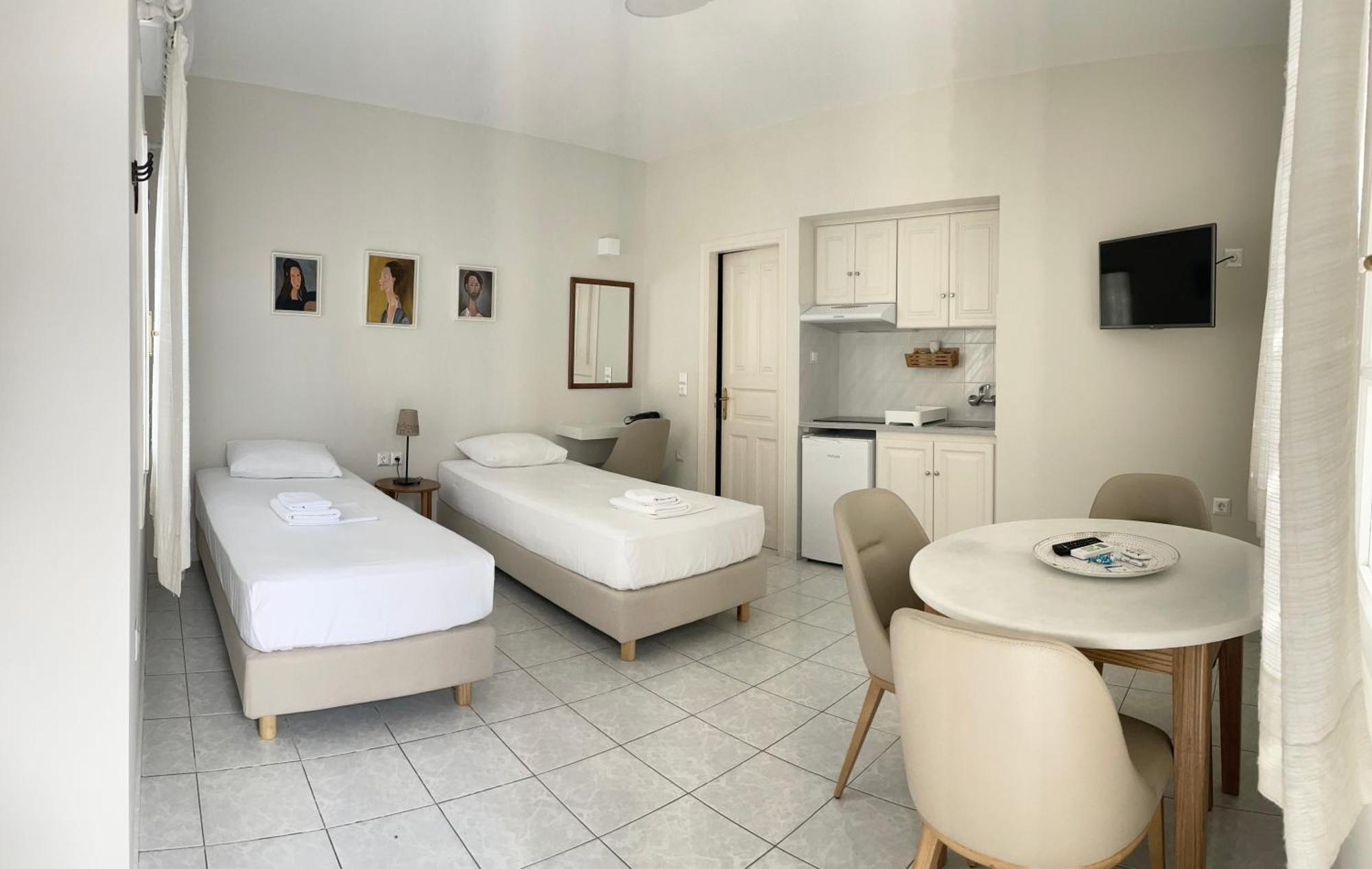 Manto Apartments Tinos Luaran gambar